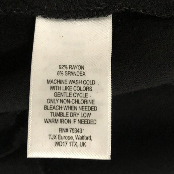 Donna Ricco - Picture 3 of 7